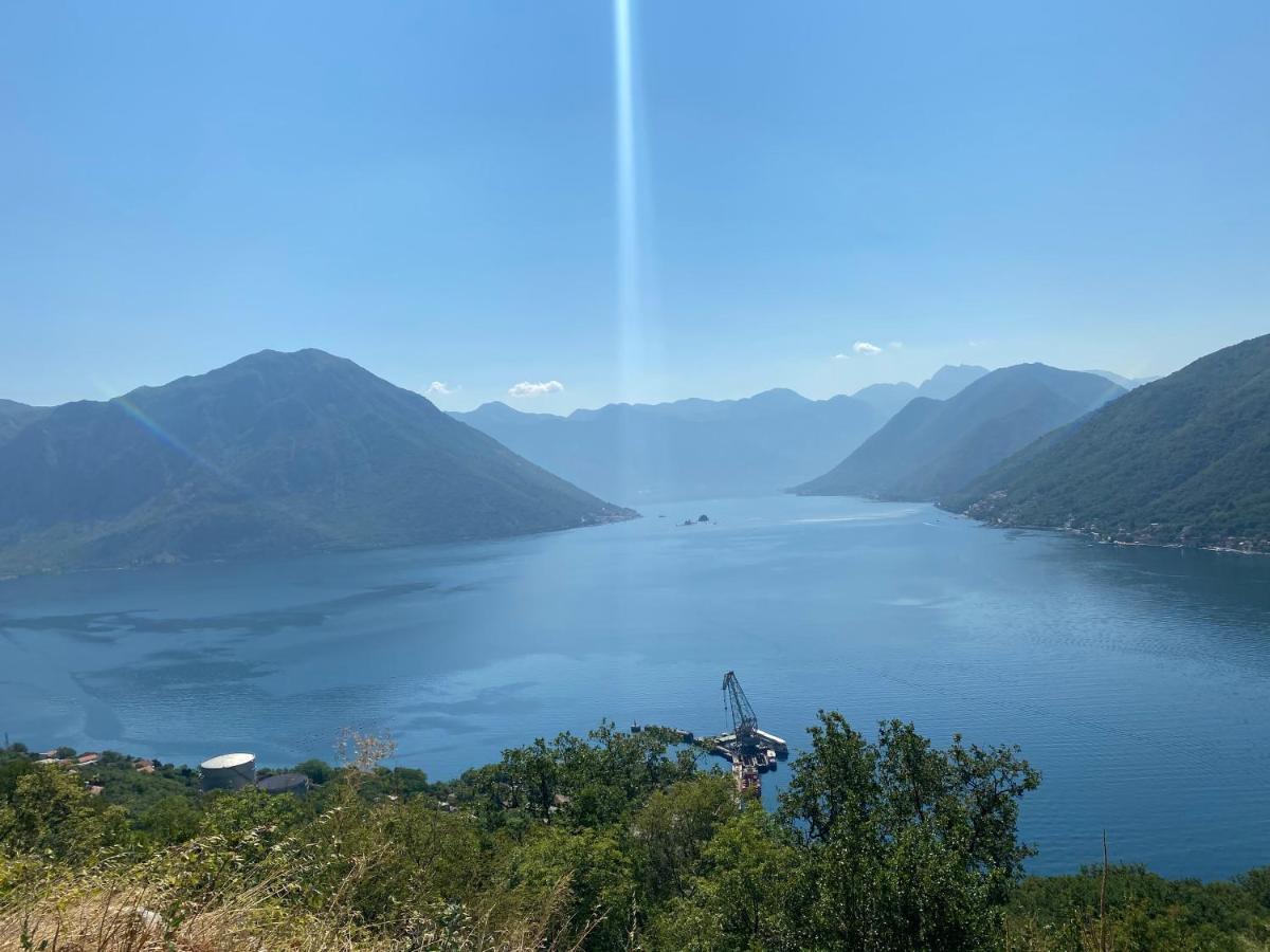 Adria Sea & Mountains Lägenhet Herceg Novi Exteriör bild